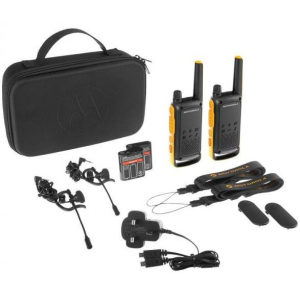 Par de Walkie talkies Motorola T82 Extreme.