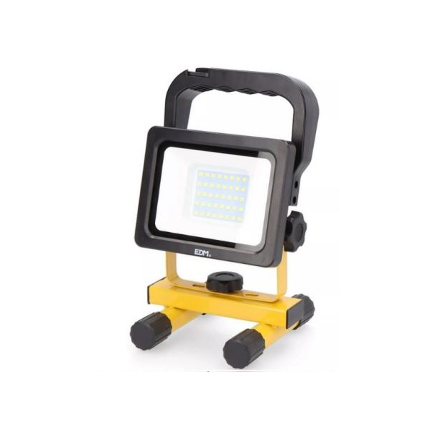 Projetor LED, 20W com 2000 lúmenes. Bateria recarregável.
